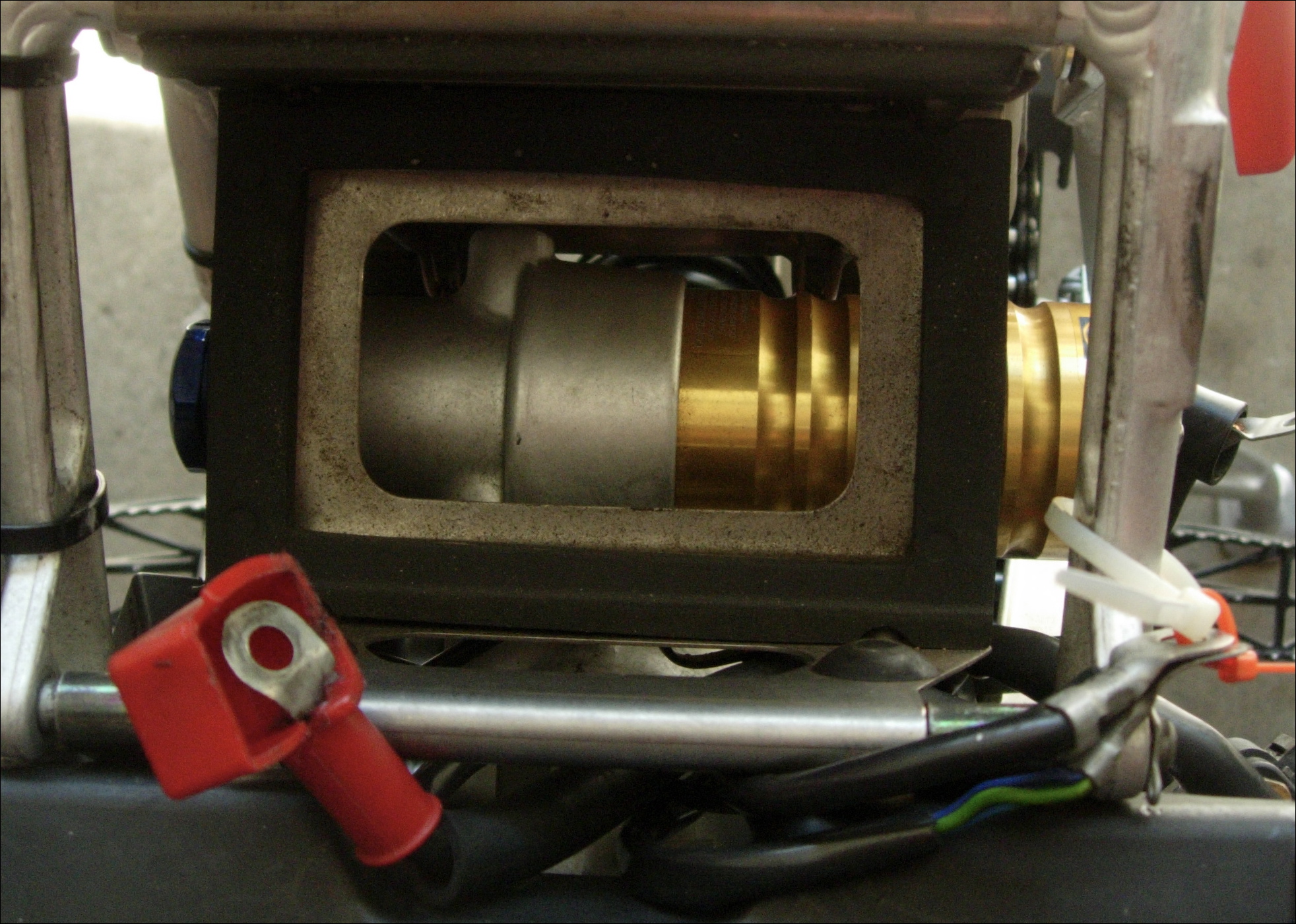 aprilia_sxv_starter_upg_b7d.jpg
