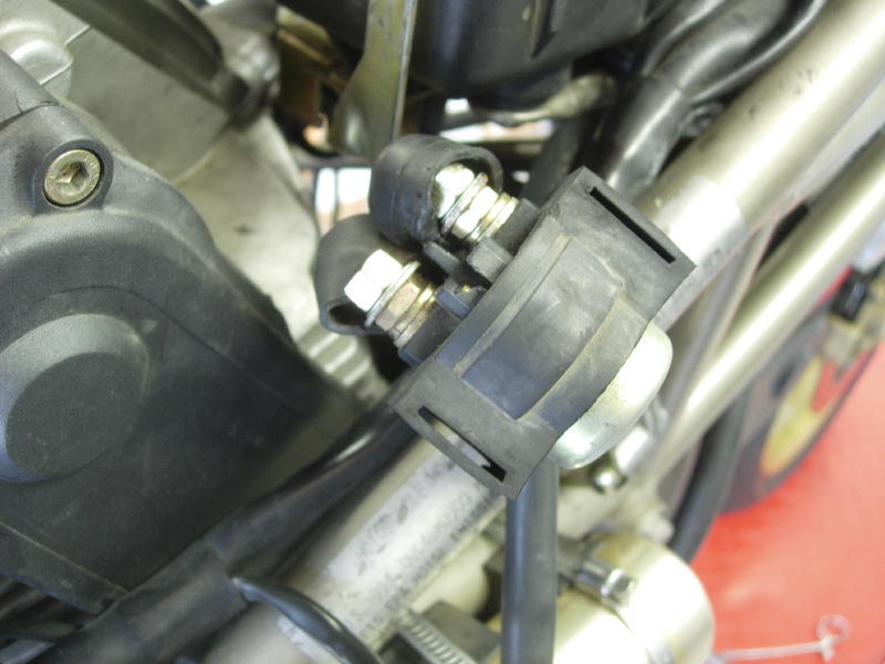 ducati_hicap_install_025.jpg