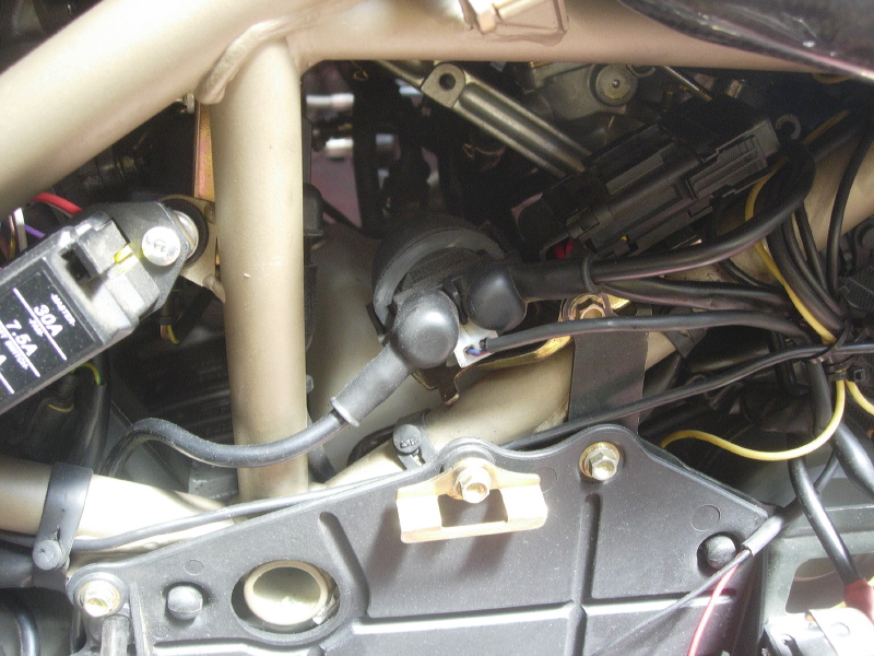 ducati_hicap_install_027.jpg